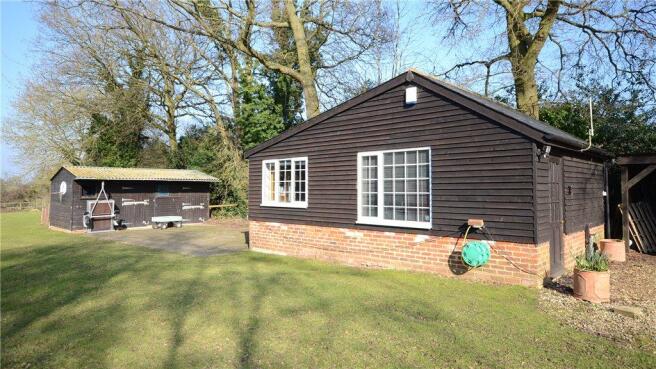 Outbuilding/Stable