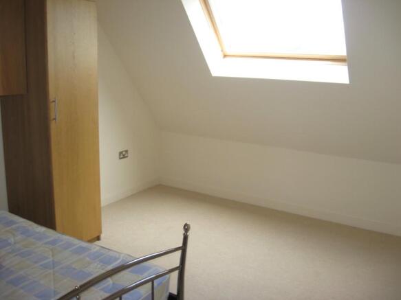 2 bed Flat to rent Image 8