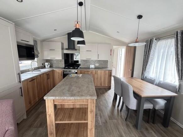 2 Bedroom Static Home For Sale In Monkton By Guild