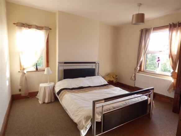 BEDROOM 3