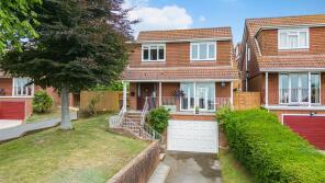 45, Crescent Drive North, Brighton BN2 6SL