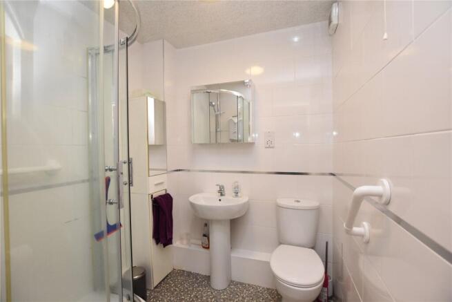 2 bed Apartment for sale Image 7