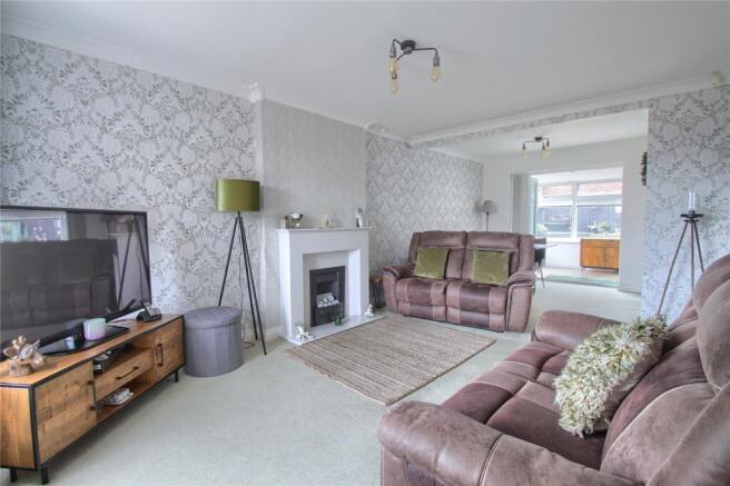 3 bed Detached for sale Image 4