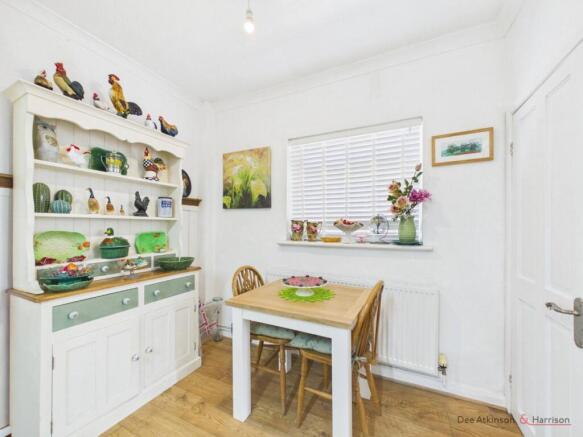 3 bed Semi-Detached for sale Image 10