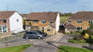 70, Holmesdale Road, Burgess Hill RH15 9JR