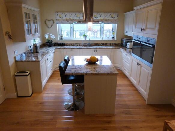 Fitted Kitchen