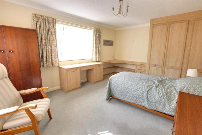 3 bed Detached for sale Image 11