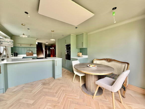 2 bed Terraced for sale Image 5