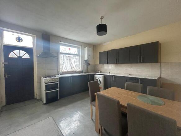 4 bed Terraced for sale Image 6