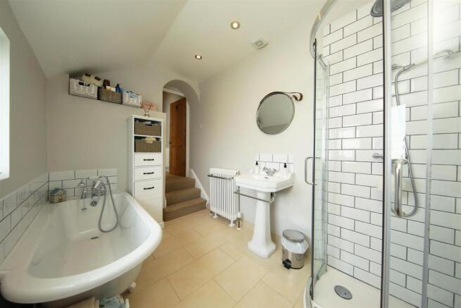 14 Blenheim Rd 2937.JPG