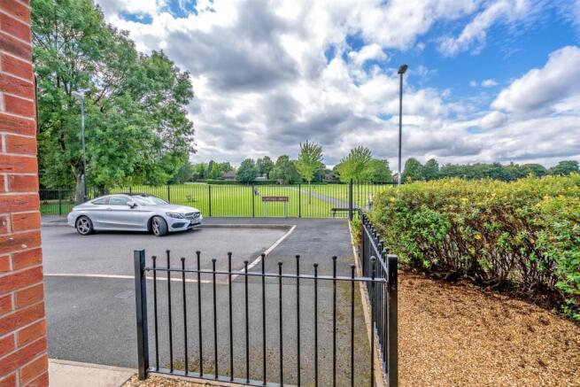 5, Hinges Road, Bloxwich, Walsall, WS3 2LL (29).jp
