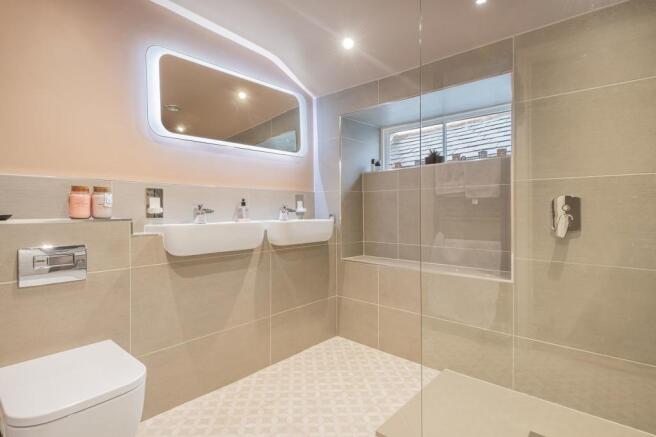 Bathroom, 50 Boroughgate