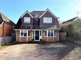 16, Thorn Road, Wrecclesham, Farnham GU10 4TU