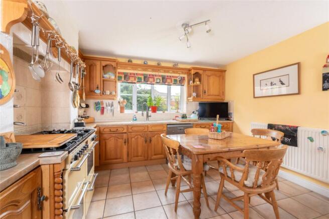 Kitchen/Breakfast Rm