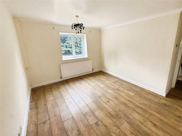 2 bed Flat to rent Image 4