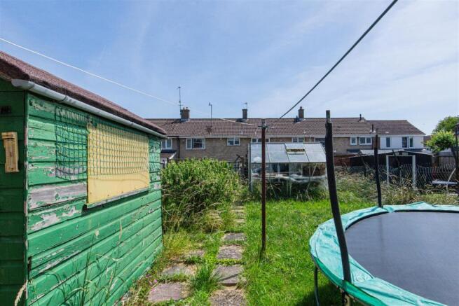 Farmstead Road, Corby photo 4