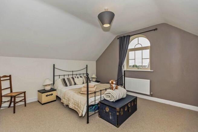 Bedroom 5 (Double with Ensuite)