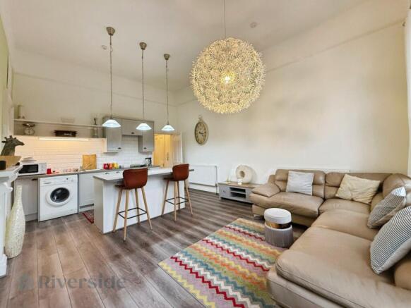 2 bed Apartment for sale Image 4