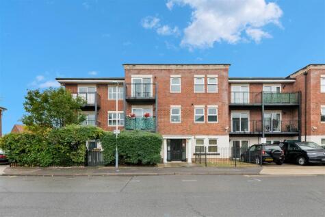 Blythwood Court, Waterloo Road, Uxbridge