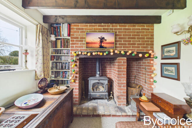 CAM05454G0-PR0120-STILL007