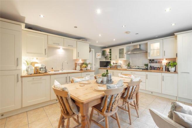 5 bed End of Terrace for sale Image 9