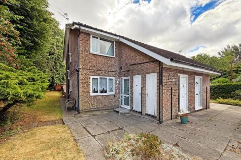 Threshfield Drive, Timperley