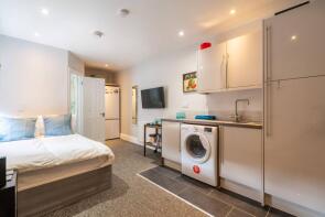 Flat 1, 63, West Parade, Lincoln LN1 1QL