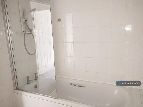 1 bed Flat to rent Image 9