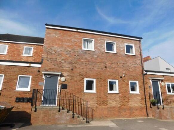 Flat 2, 7 Wharf Road Back (2)