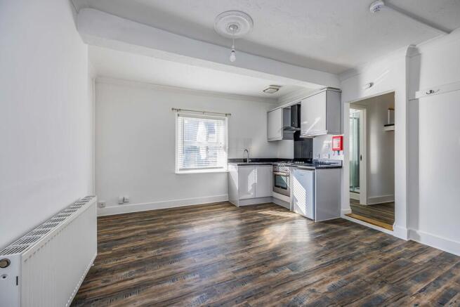 21 Norwich Avenue...