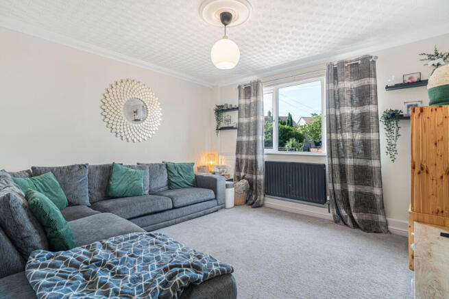 3 bed Semi-Detached for sale Image 8