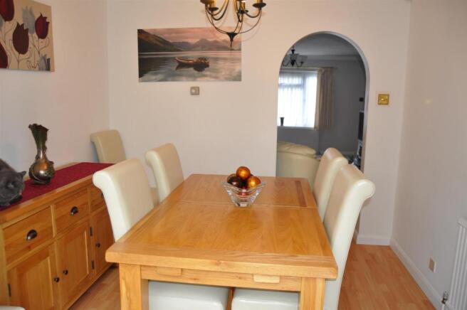 Dining Area.jpg