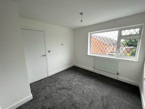 Linwood Drive Bedroom 3.jpeg