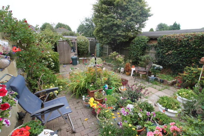 Photo 12