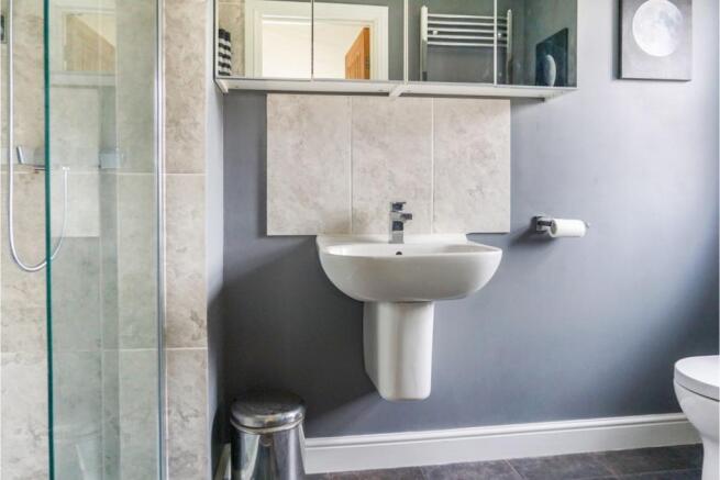 Master En-suite