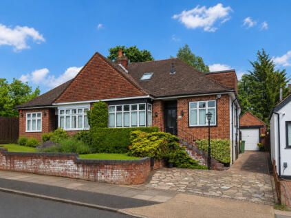 Horndon Road, Collier Row, RM5
