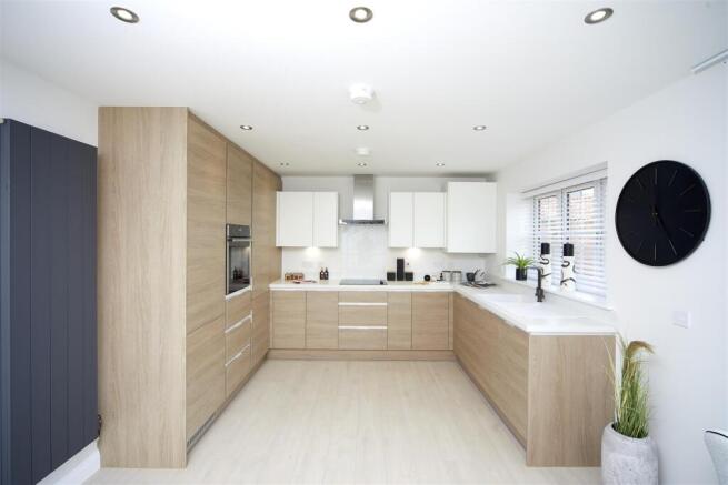 Kitchen/Dining