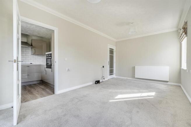 Colebrooke Lodge, Reigate, Surrey photo 4