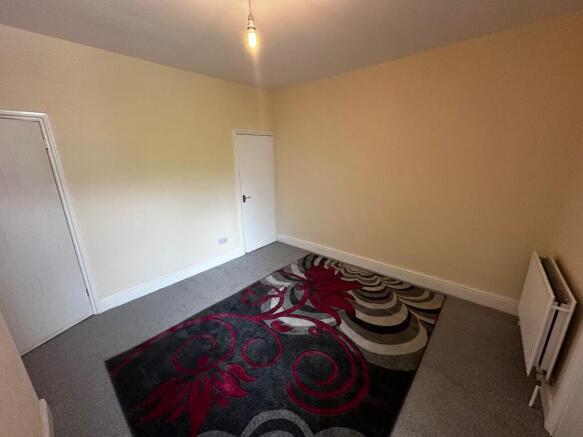 1 bed Apartment to rent Image 11