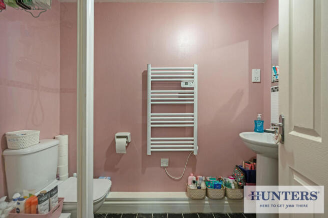 2 bed Apartment for sale Image 11