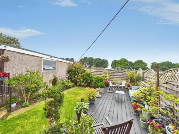 3 bed Semi-Detached for sale Image 7