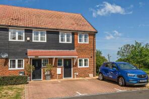 38, Debnam Grove, Sittingbourne ME10 3FN