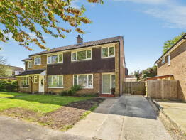 2 Erica House, Erica Way, Horsham RH12 5XL