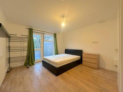 Juniper Way, Hayes