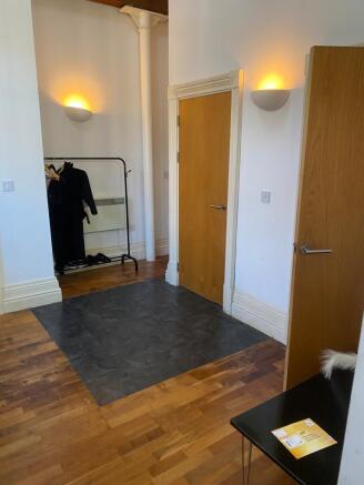 1 bed Apartment to rent Image 6
