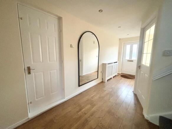 PHOTO-2025-11-26-07-35-28 6