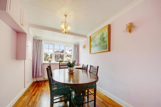 Dining Room.jpg