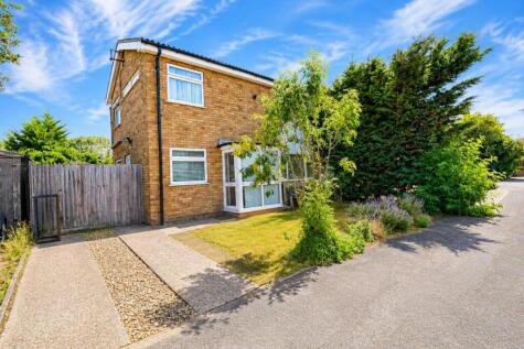 Meadow Drive, Higham Ferrers, Northamptonshire NN10