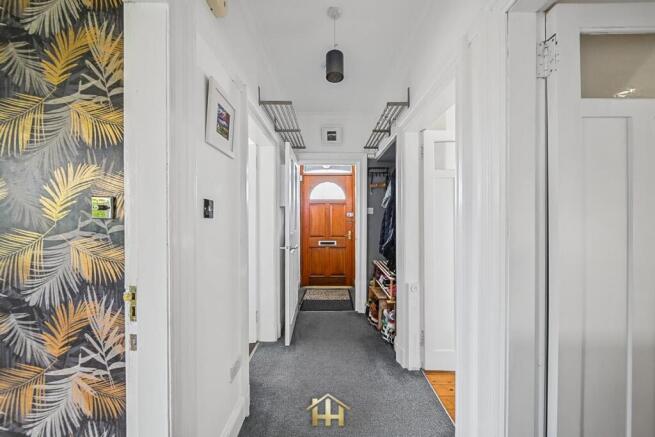 14 NAIRN ST DUNDEE DD4 7EN 220926 EDIT (20 of 35).