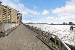 Flat 35, 20 Edison Building, Westferry Road, London E14 8LU